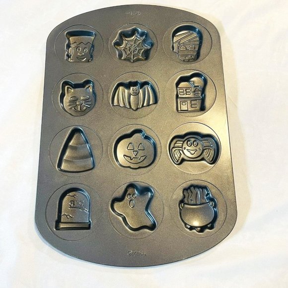Wilton Other - Wilton Non Stick Treat Cookie Baking Mold Pan Halloween Fall Ghost Cat Spider